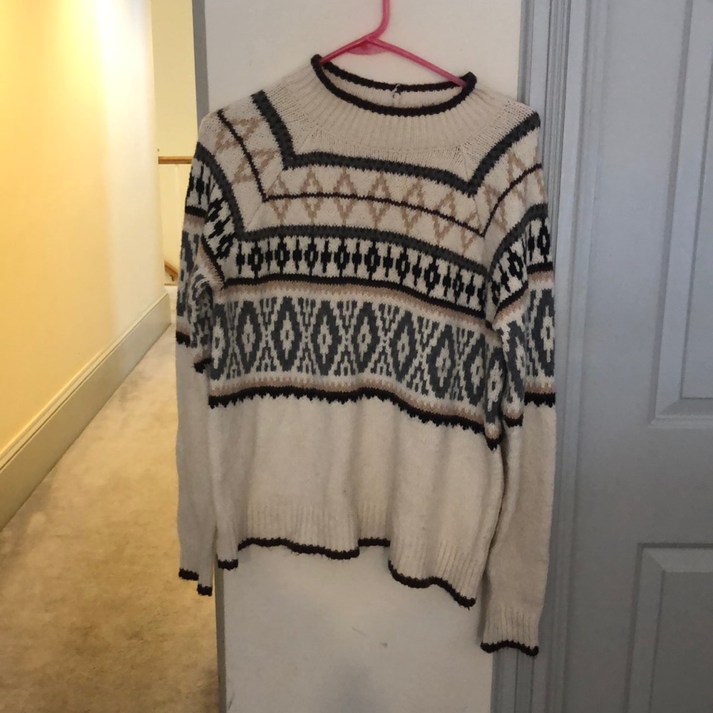 American Eagle large winter sweater